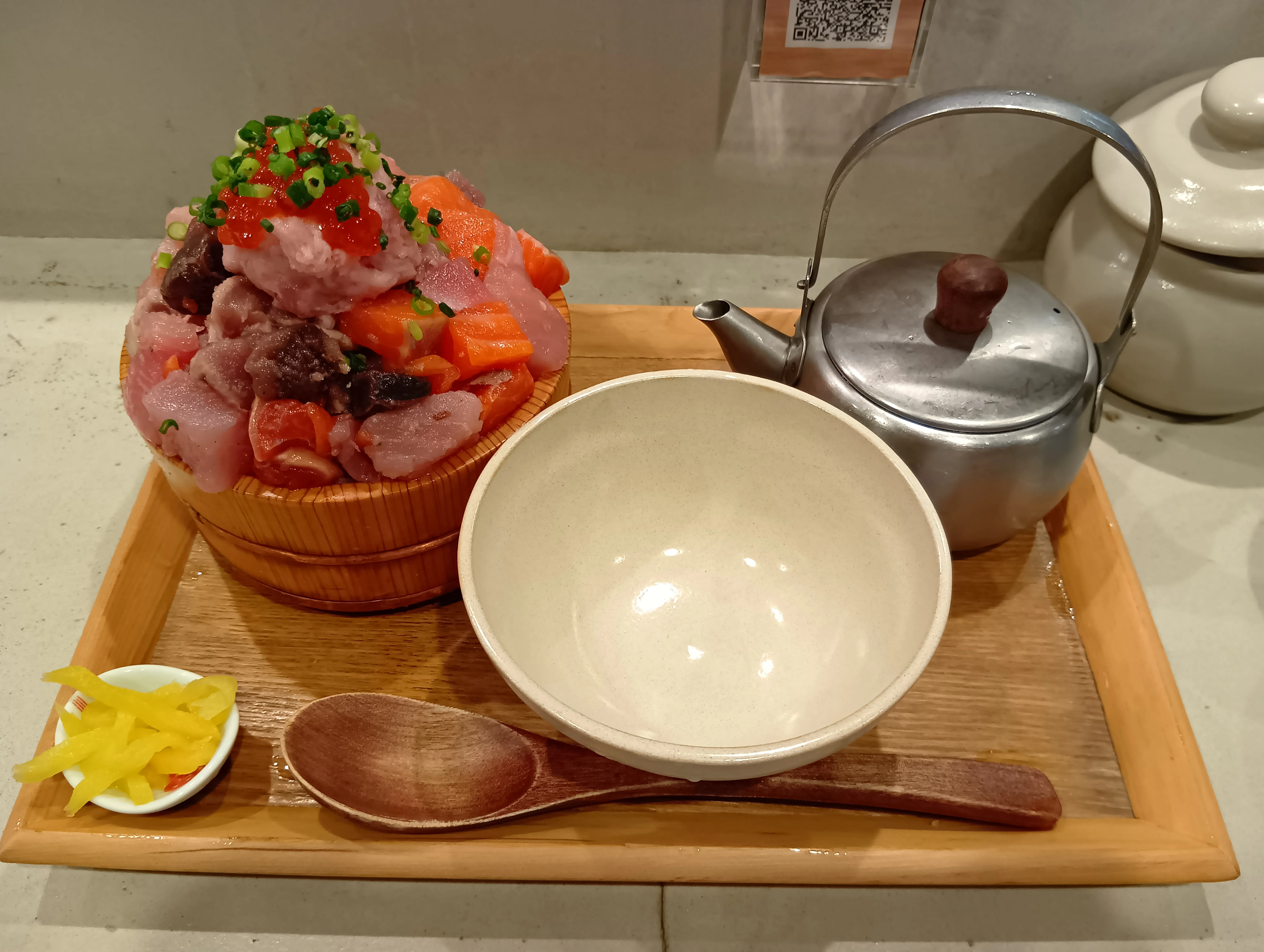 スシモン 新宿店 写真2
